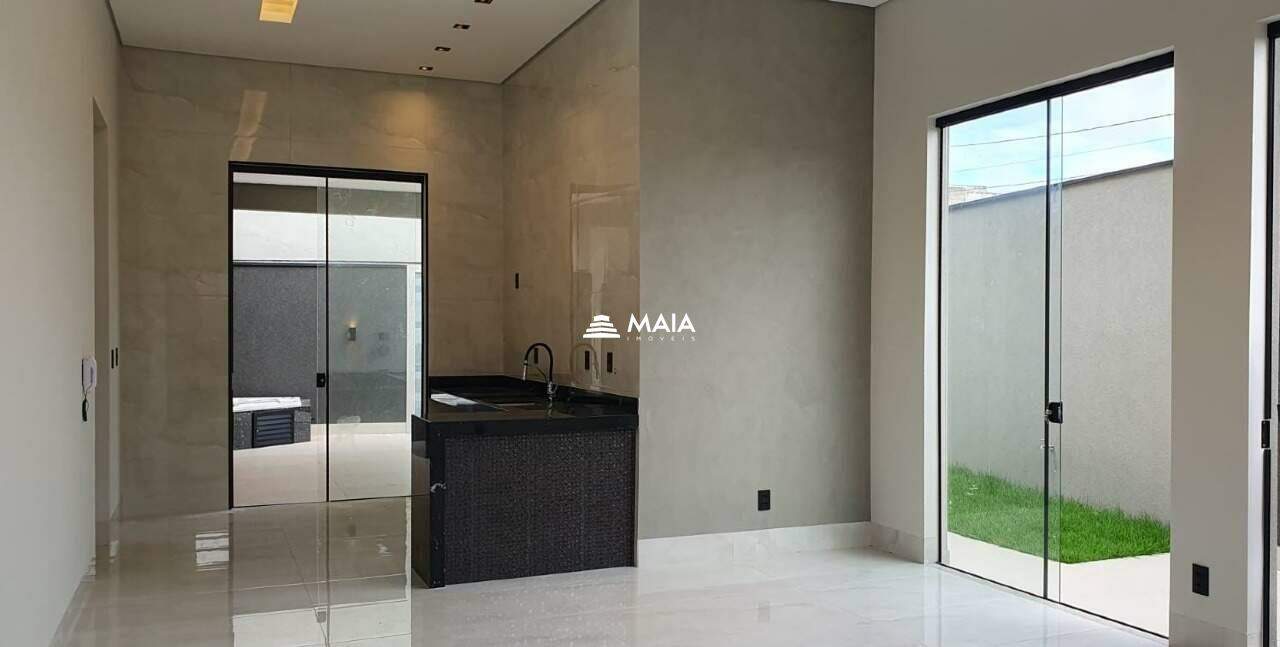 Casa à venda no Jardim Nenê Gomes: 