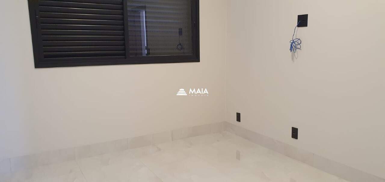 Casa à venda no Jardim Nenê Gomes: 