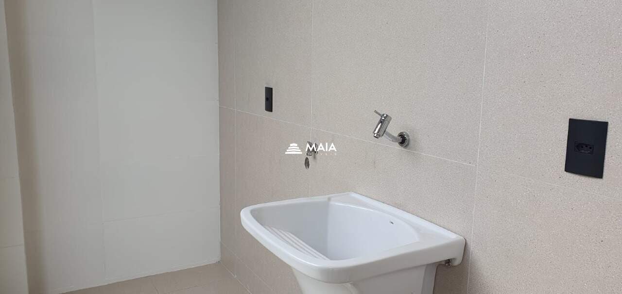 Casa à venda no Jardim Nenê Gomes: 