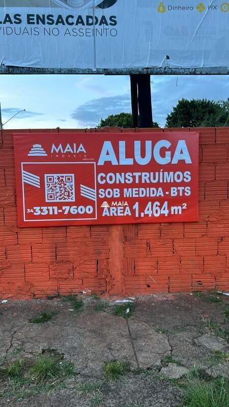 Terreno/Área para aluguel no Santa Marta: 