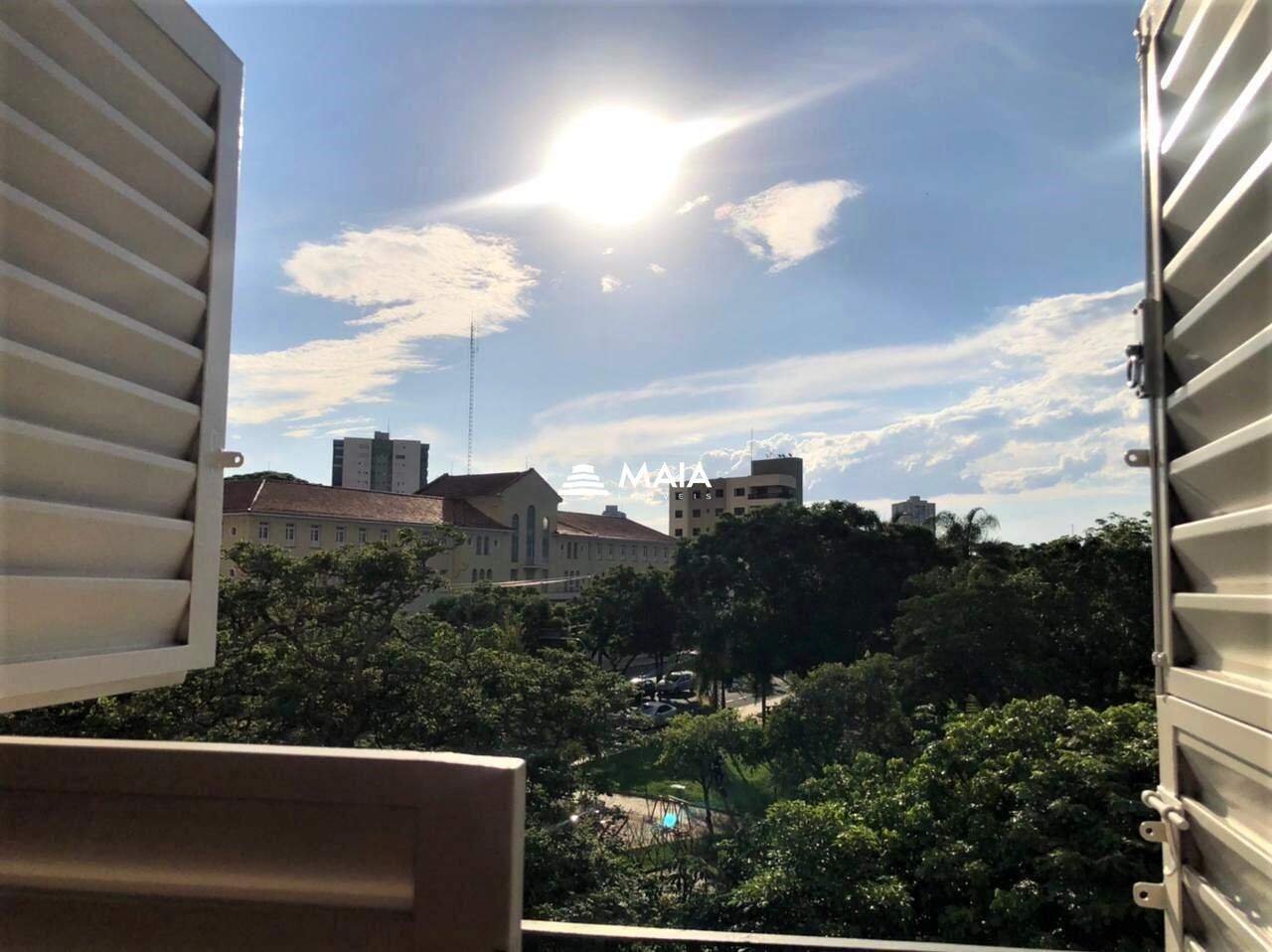 Apartamento à venda no Mercês: 