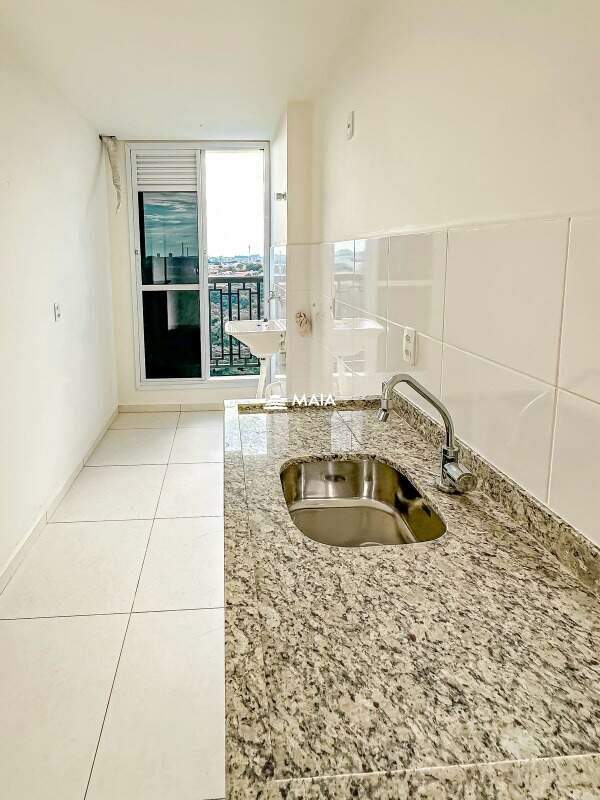 Apartamento à venda no Jardim do Lago: 