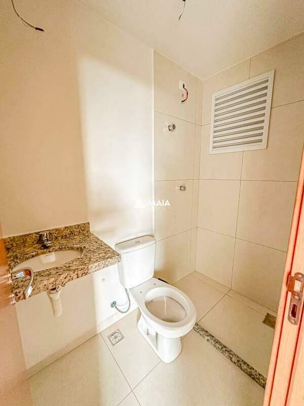 Apartamento à venda no Jardim do Lago: 