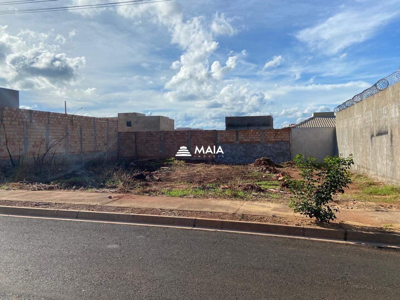 Terreno/Área à venda no Residencial Morumbi: 