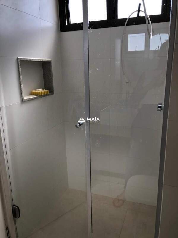 Apartamento à venda no Mercês: 