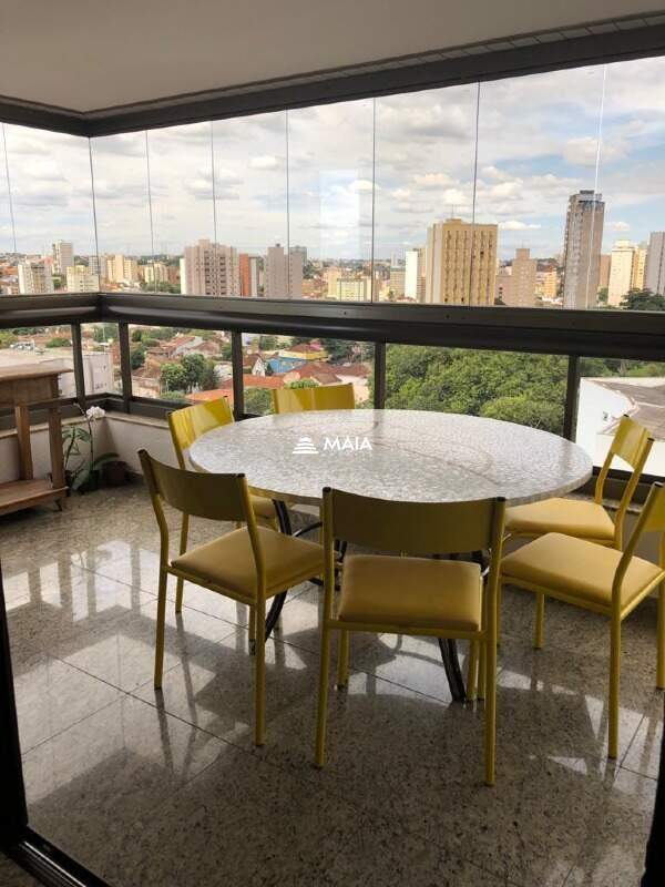 Apartamento à venda no Mercês: 