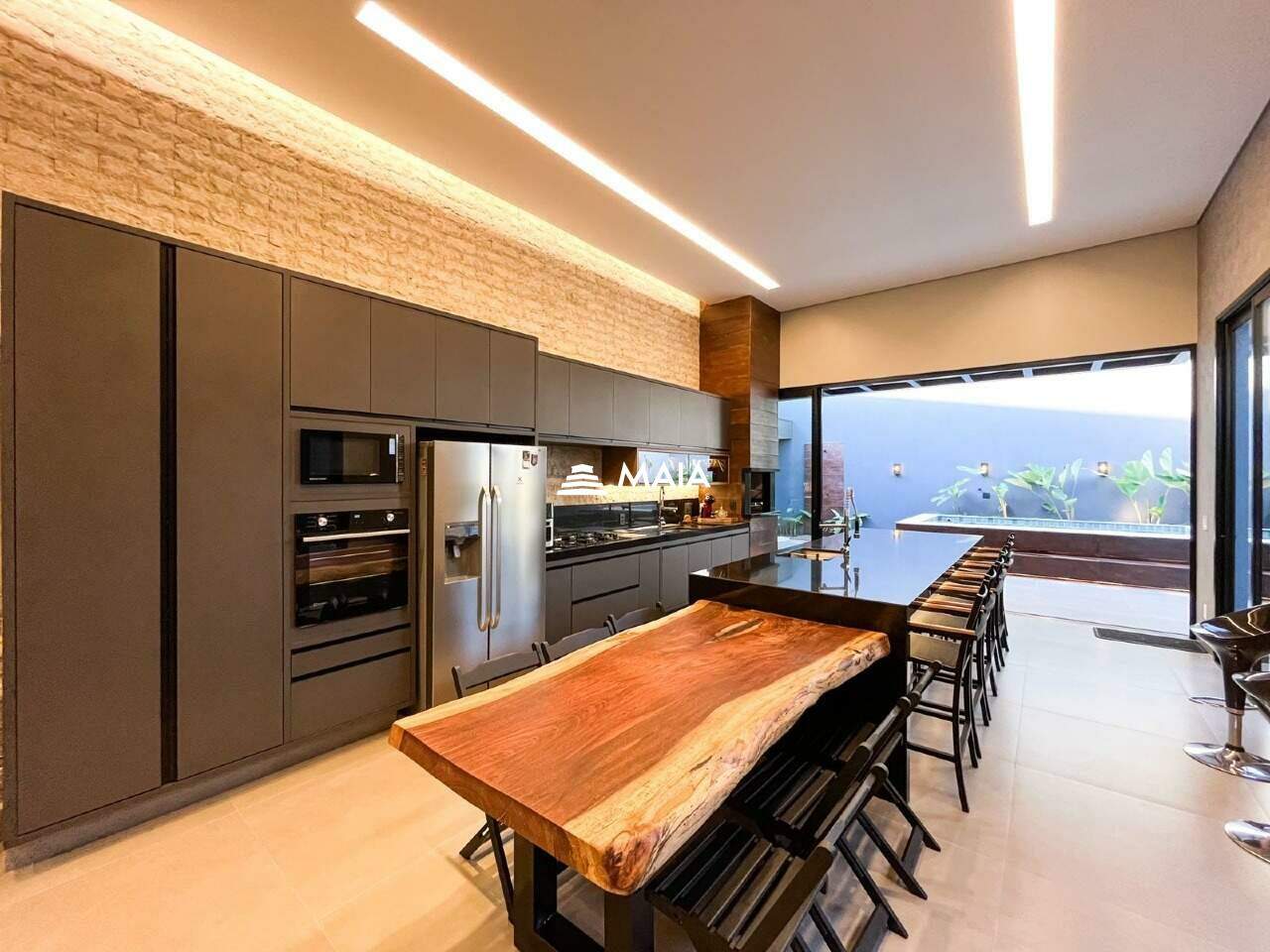 Casa de Condomínio à venda no Estância dos Ipês: 