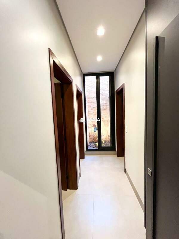 Casa de Condomínio à venda no Estância dos Ipês: 