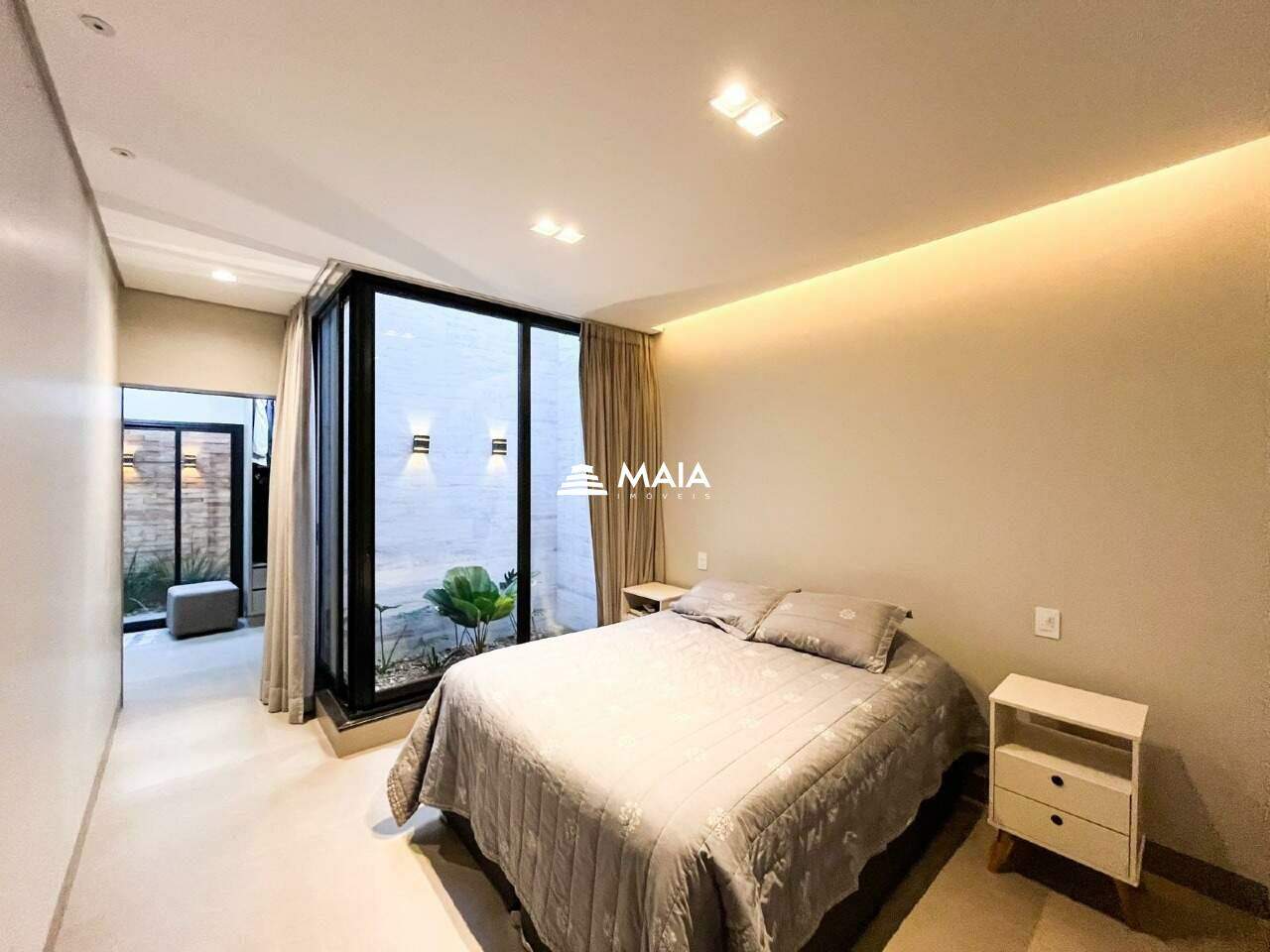 Casa de Condomínio à venda no Estância dos Ipês: 