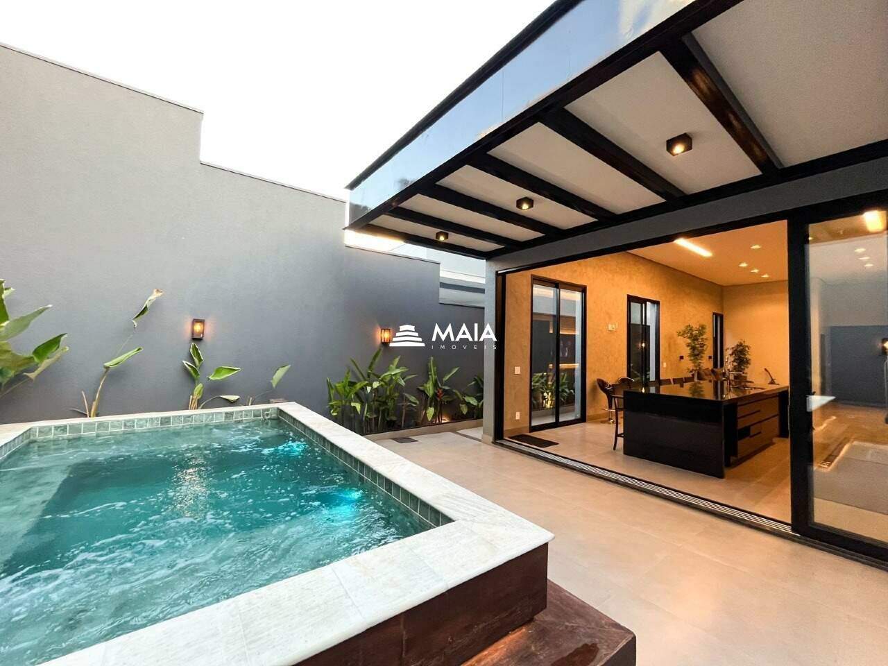 Casa de Condomínio à venda no Estância dos Ipês: 