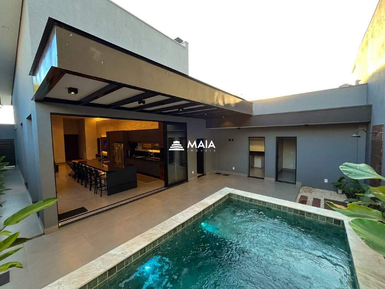 Casa de Condomínio à venda no Estância dos Ipês: 