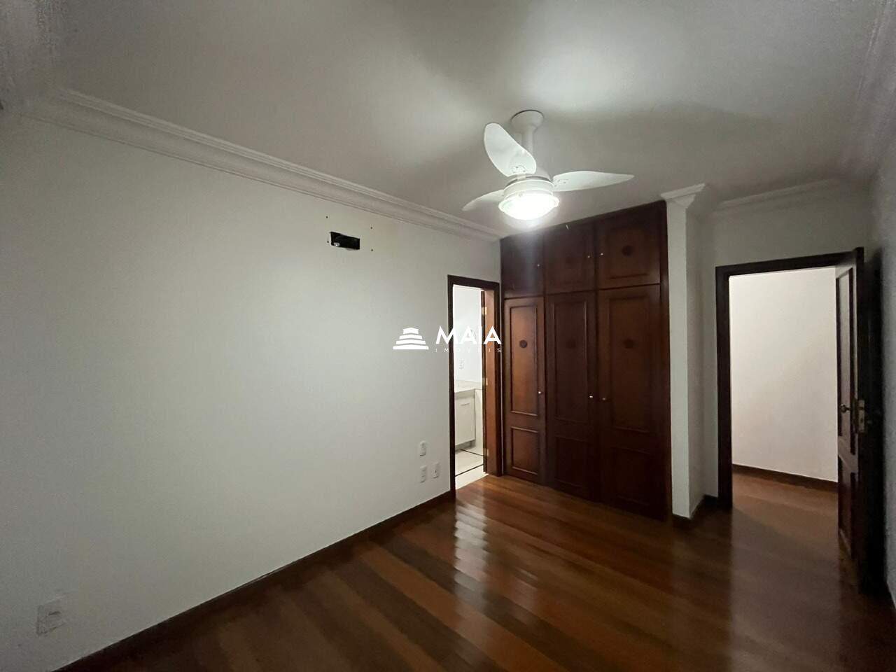 Casa de Condomínio à venda no Parque dos Buritis: 