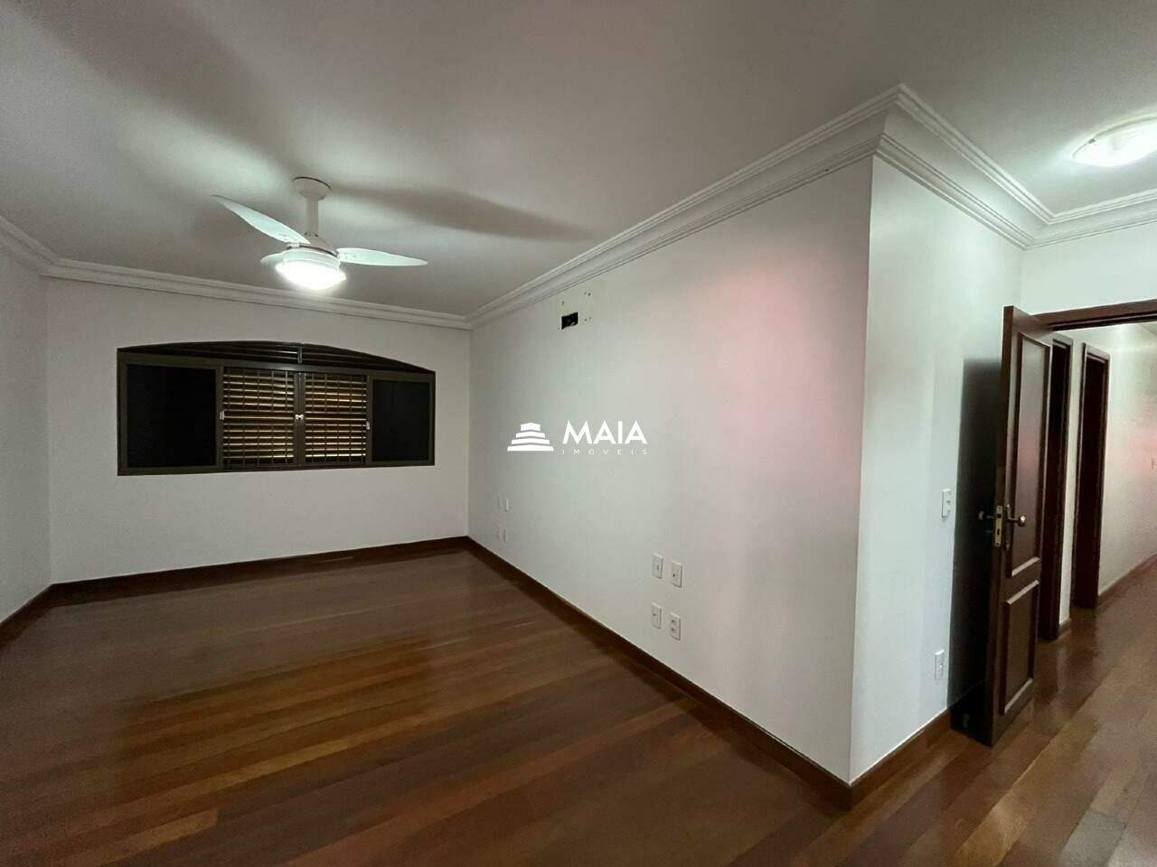 Casa de Condomínio à venda no Parque dos Buritis: 