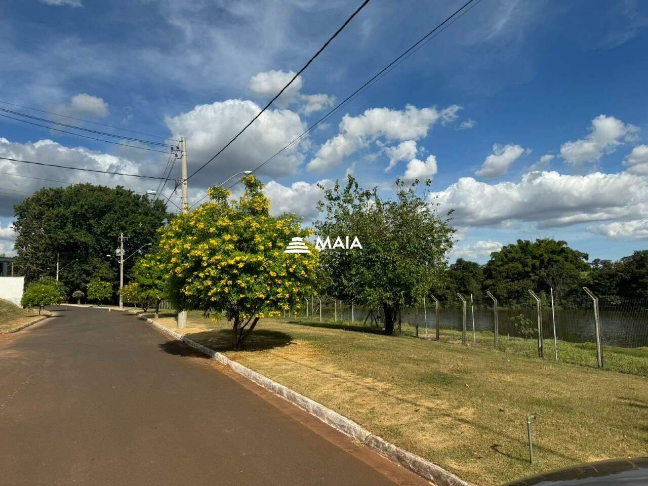 Terreno em Condomínio à venda no Jockey do Lago: 