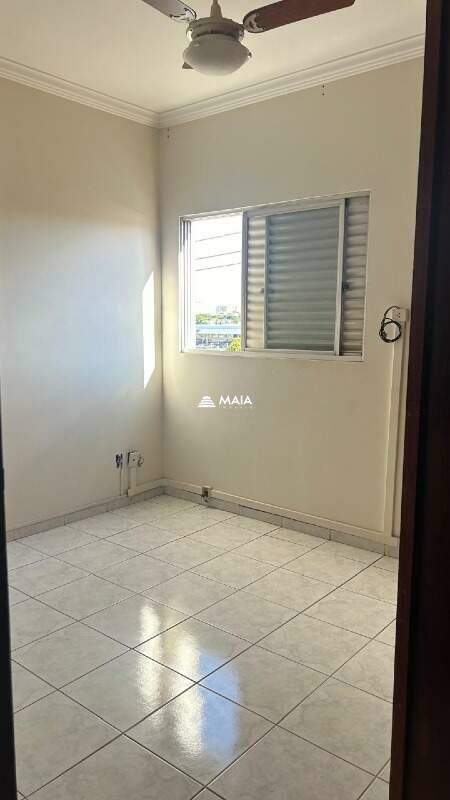 Apartamento à venda no Mercês: 