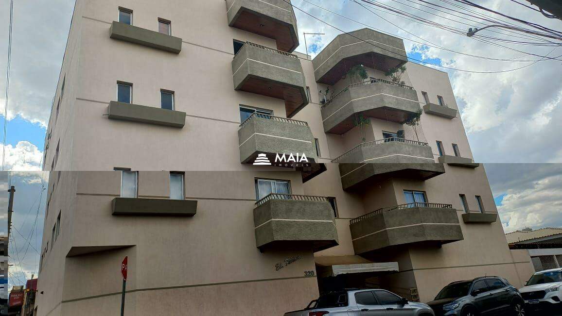 Apartamento à venda no Mercês: 