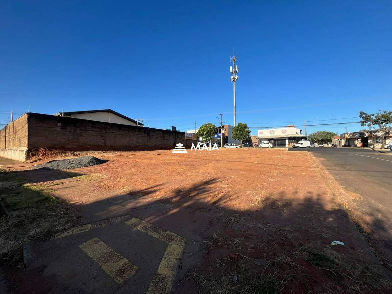 Terreno/Área para aluguel no Jardim Libânio: 