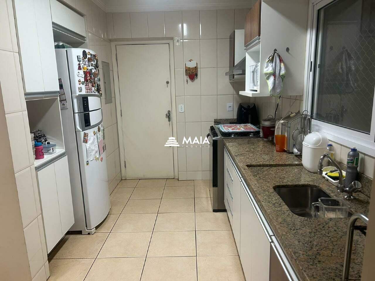 Apartamento à venda no Mercês: 