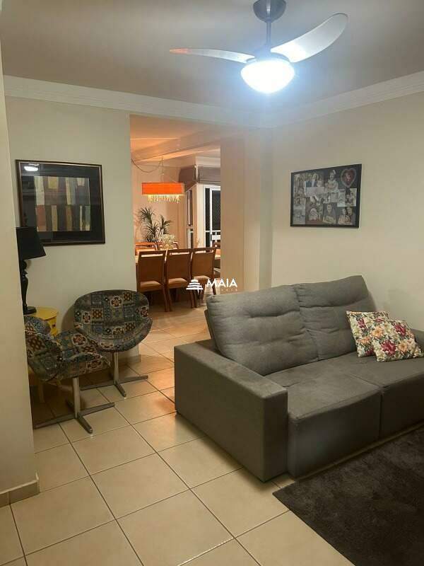 Apartamento à venda no Mercês: 