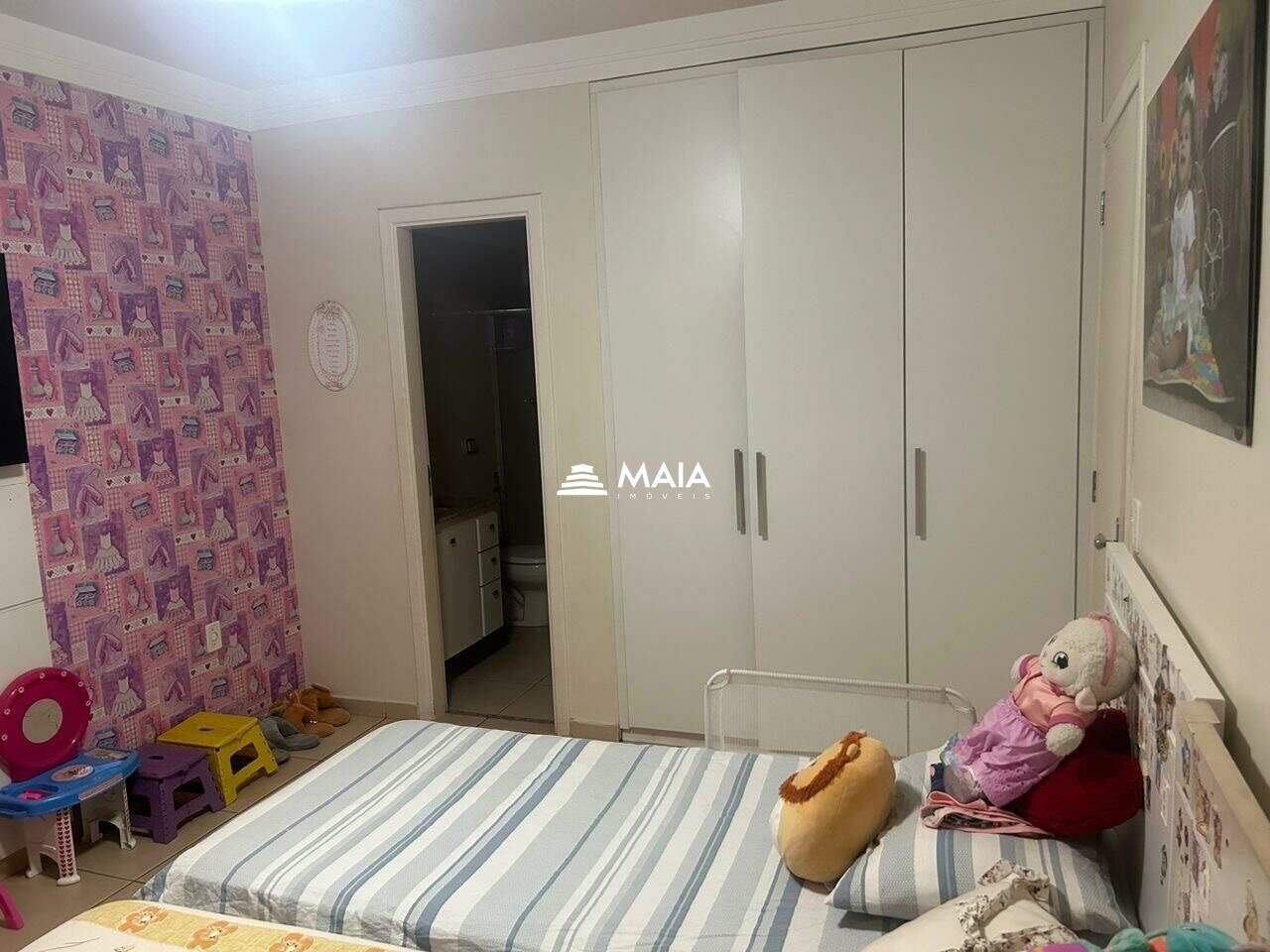Apartamento à venda no Mercês: 