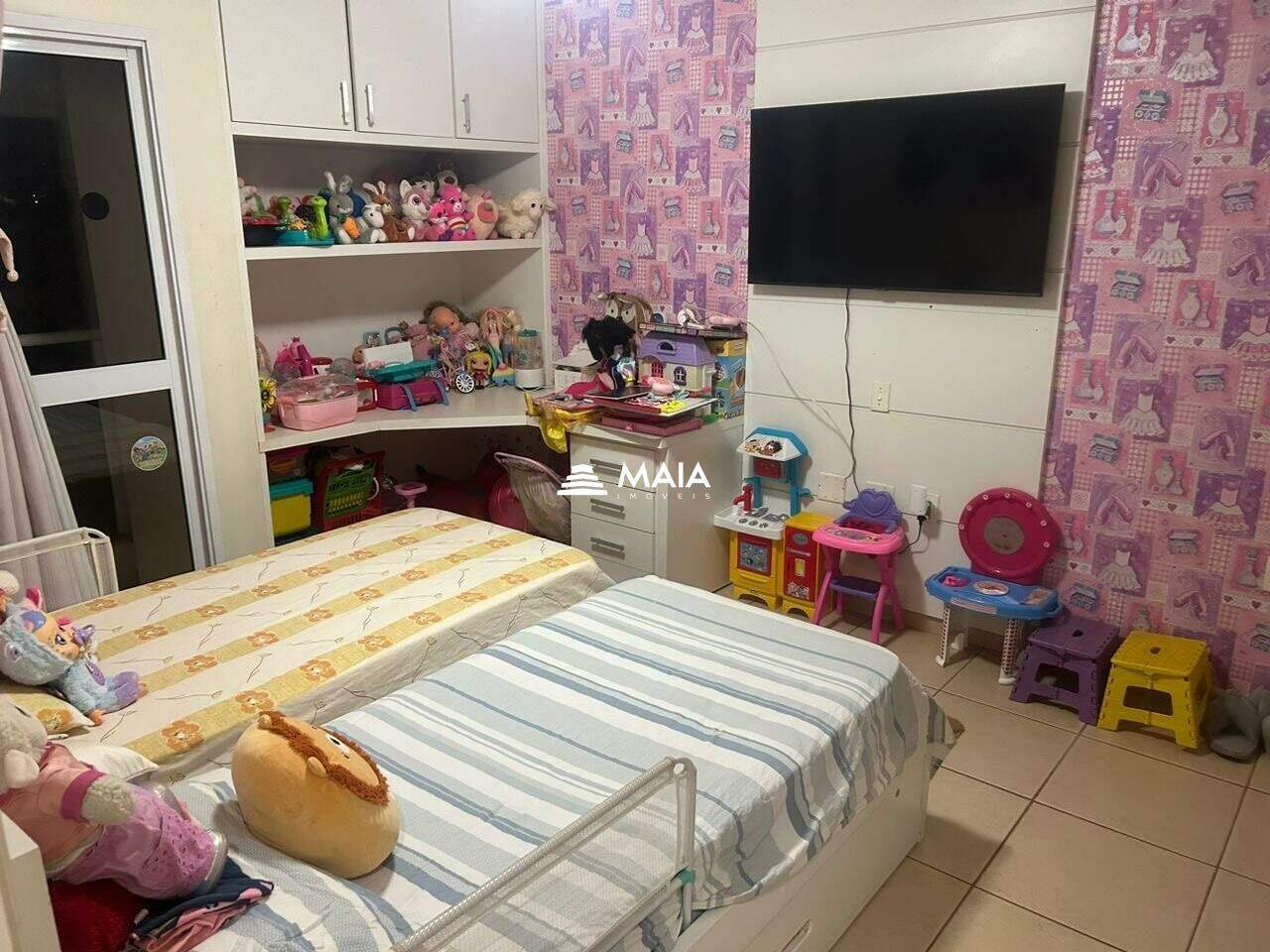 Apartamento à venda no Mercês: 