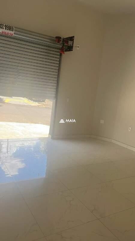 Comercial para aluguel no Parque das Américas: 