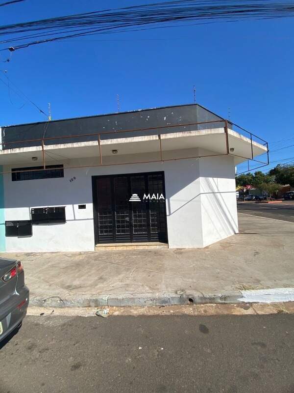 Comercial para aluguel no Parque das Américas: 