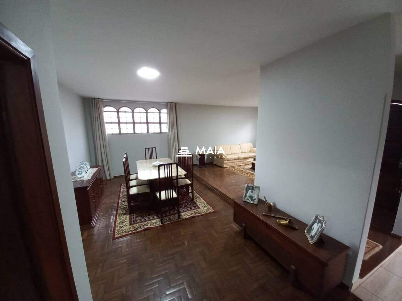 Casa à venda no Vila Olímpica: 