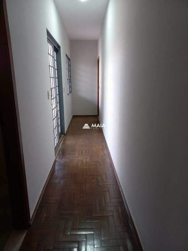 Casa à venda no Vila Olímpica: 