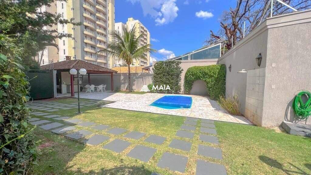 Apartamento à venda no Mercês: 