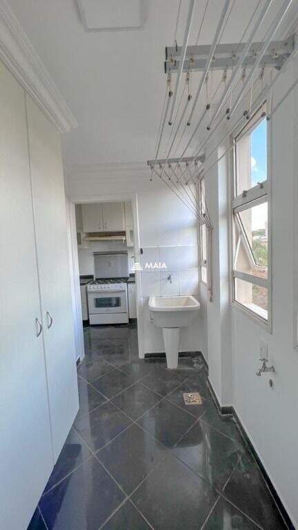 Apartamento à venda no Mercês: 