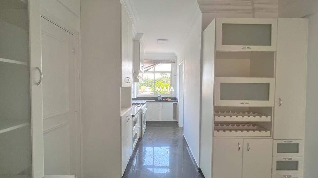 Apartamento à venda no Mercês: 