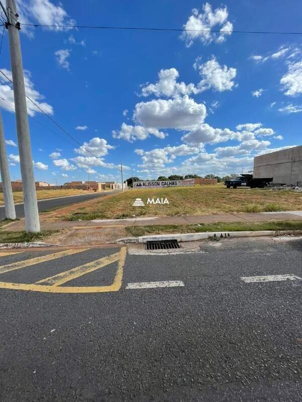 Terreno/Área para aluguel no Recreio dos Bandeirantes: 