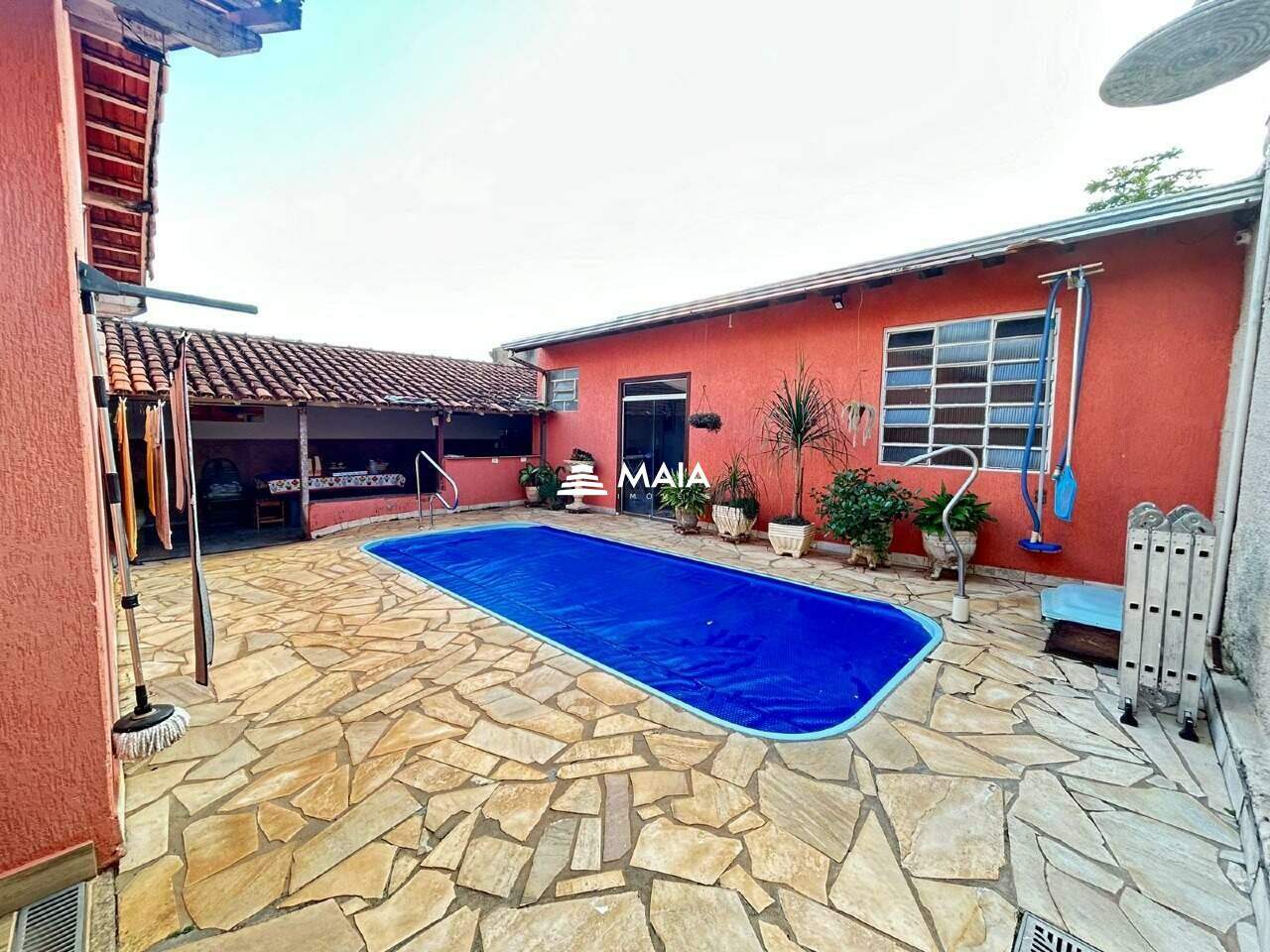 Casa à venda no Grande Horizonte: 