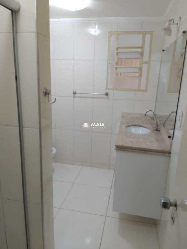 Apartamento à venda no Mercês: 