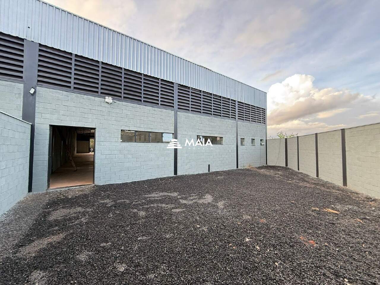 Galpão para aluguel no BR-262: 