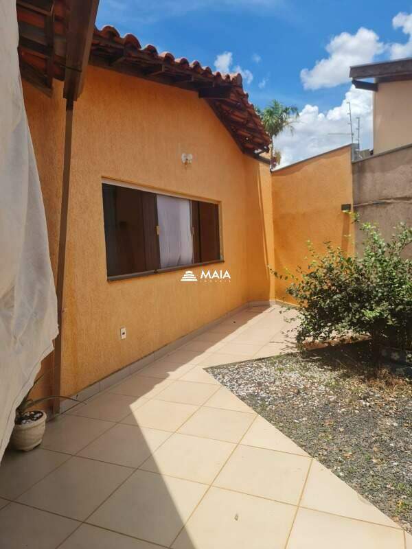 Casa à venda no Grande Horizonte: 