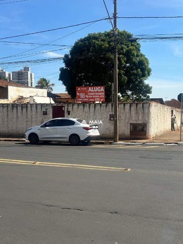 Terreno/Área para aluguel no São Benedito: 