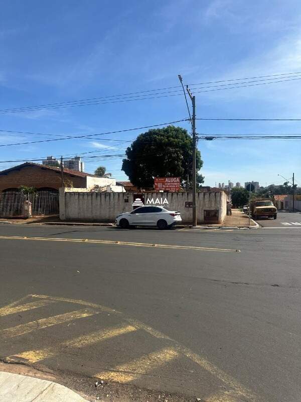 Terreno/Área para aluguel no São Benedito: 