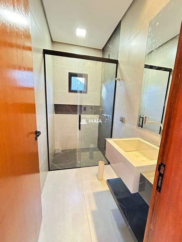 Casa à venda no Parque das Laranjeiras: 