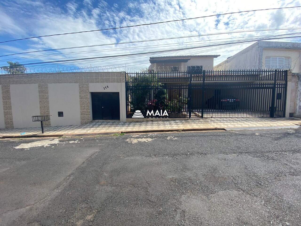 Casa à venda no Vila Olímpica: 