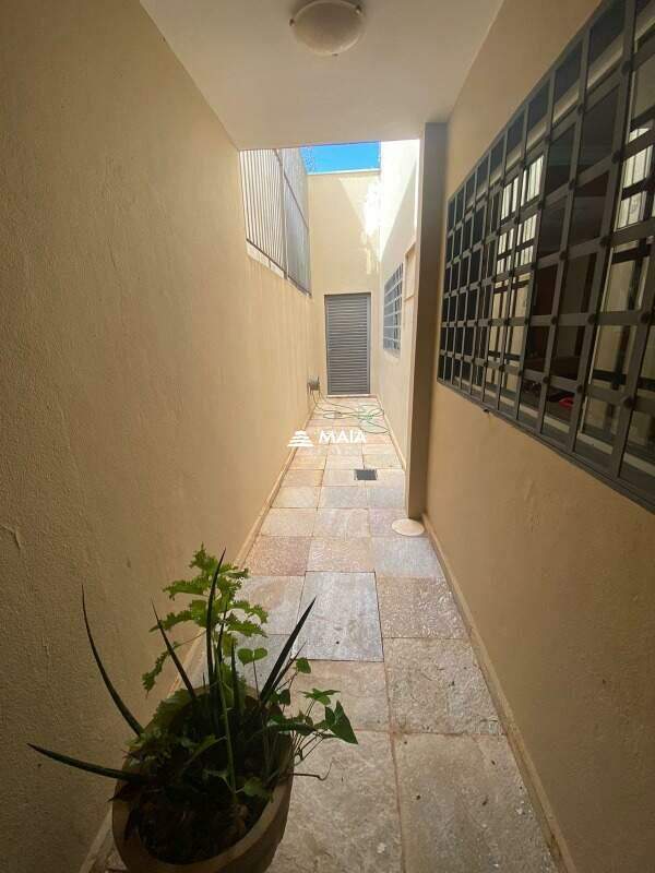 Casa à venda no Vila Olímpica: 