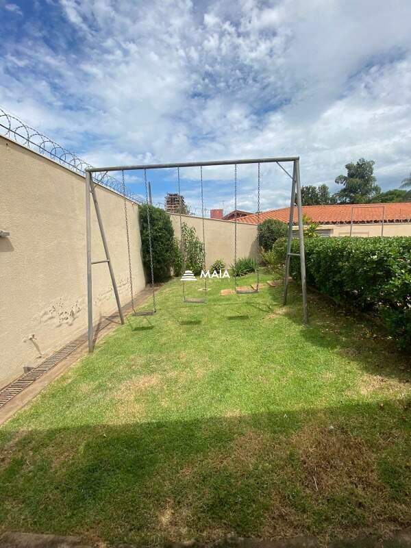 Casa à venda no Vila Olímpica: 