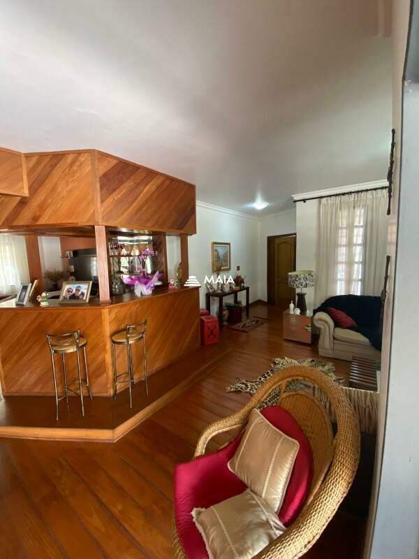 Casa à venda no Vila Olímpica: 