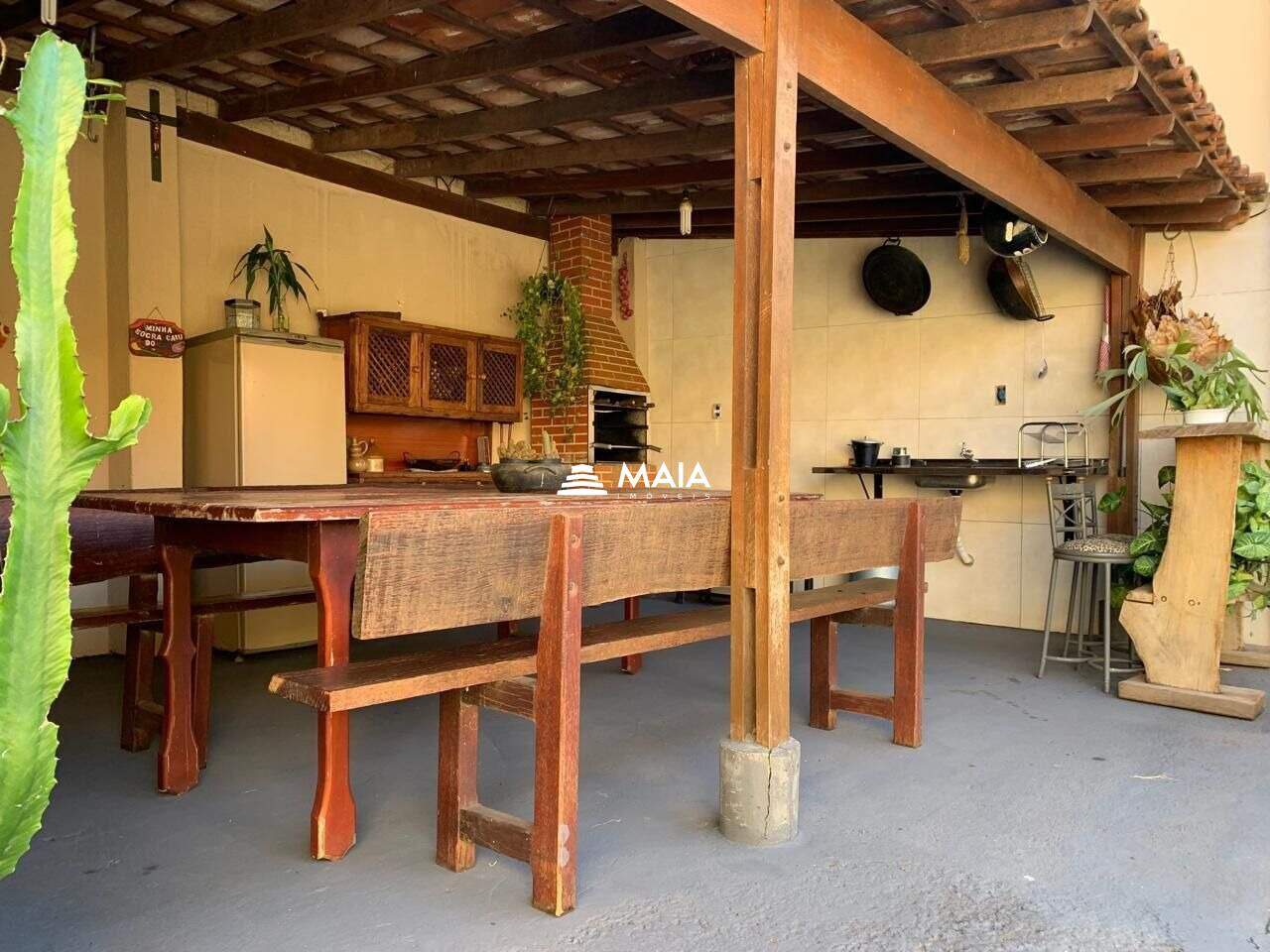 Casa à venda no Residencial Palmeiras: 