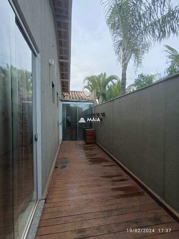 Casa de Condomínio à venda no Village Mercês: 