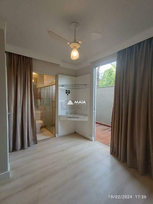 Casa de Condomínio à venda no Village Mercês: 