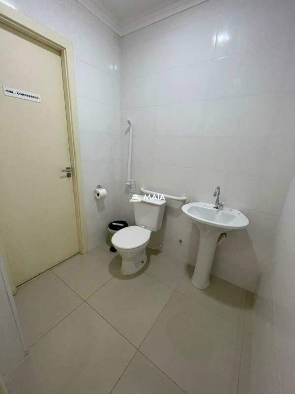 Comercial para aluguel no Centro: 