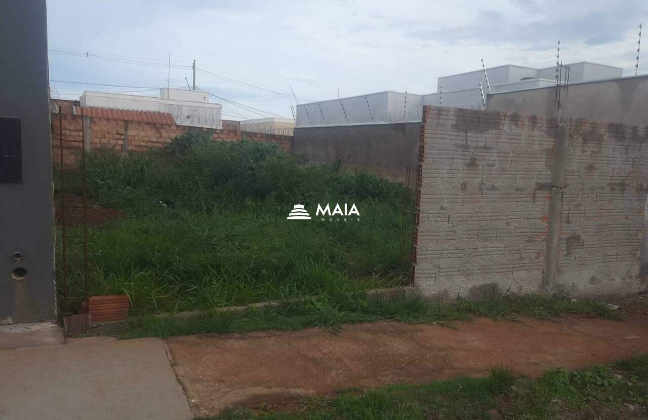 Terreno/Área à venda no Oneida Mendes II: 