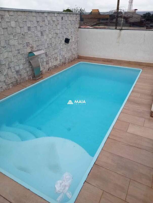 Casa à venda no Jardim Canadá: 